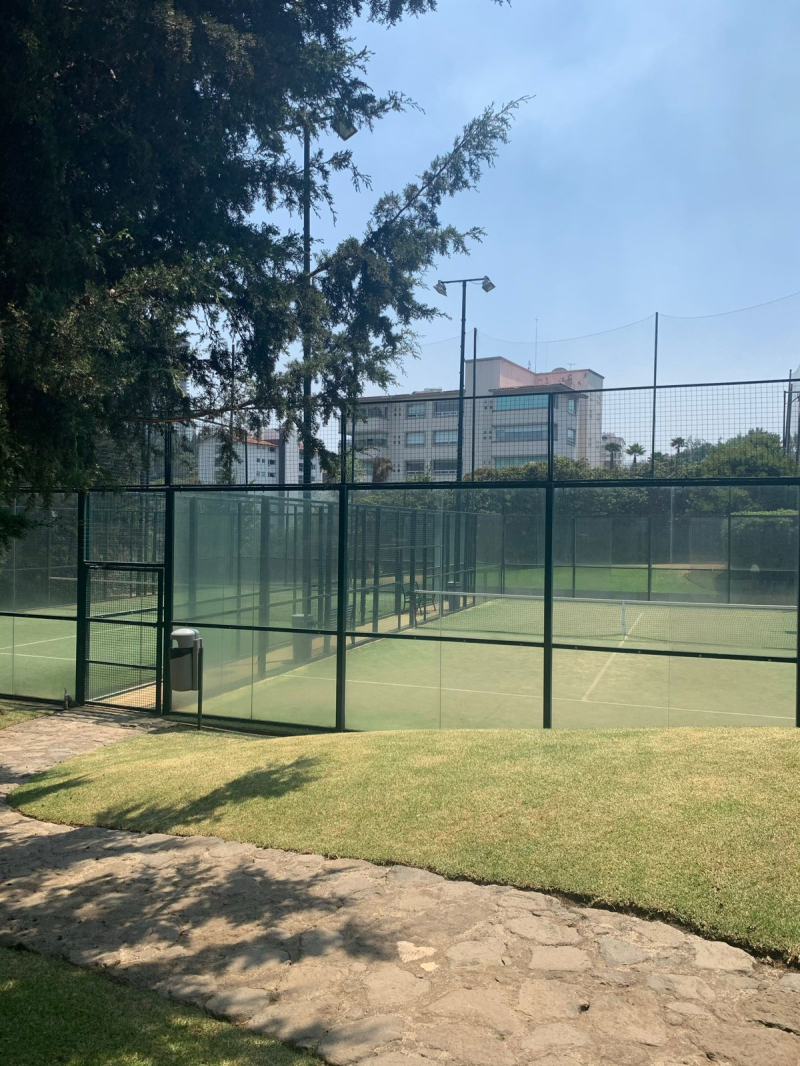 Departamento En Venta  En Lomas Country  Club