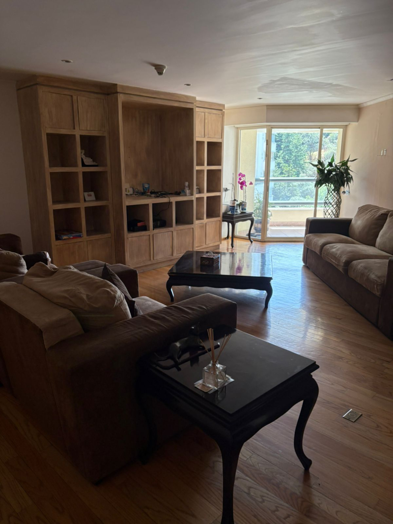 Departamento En Venta  En Lomas Country  Club
