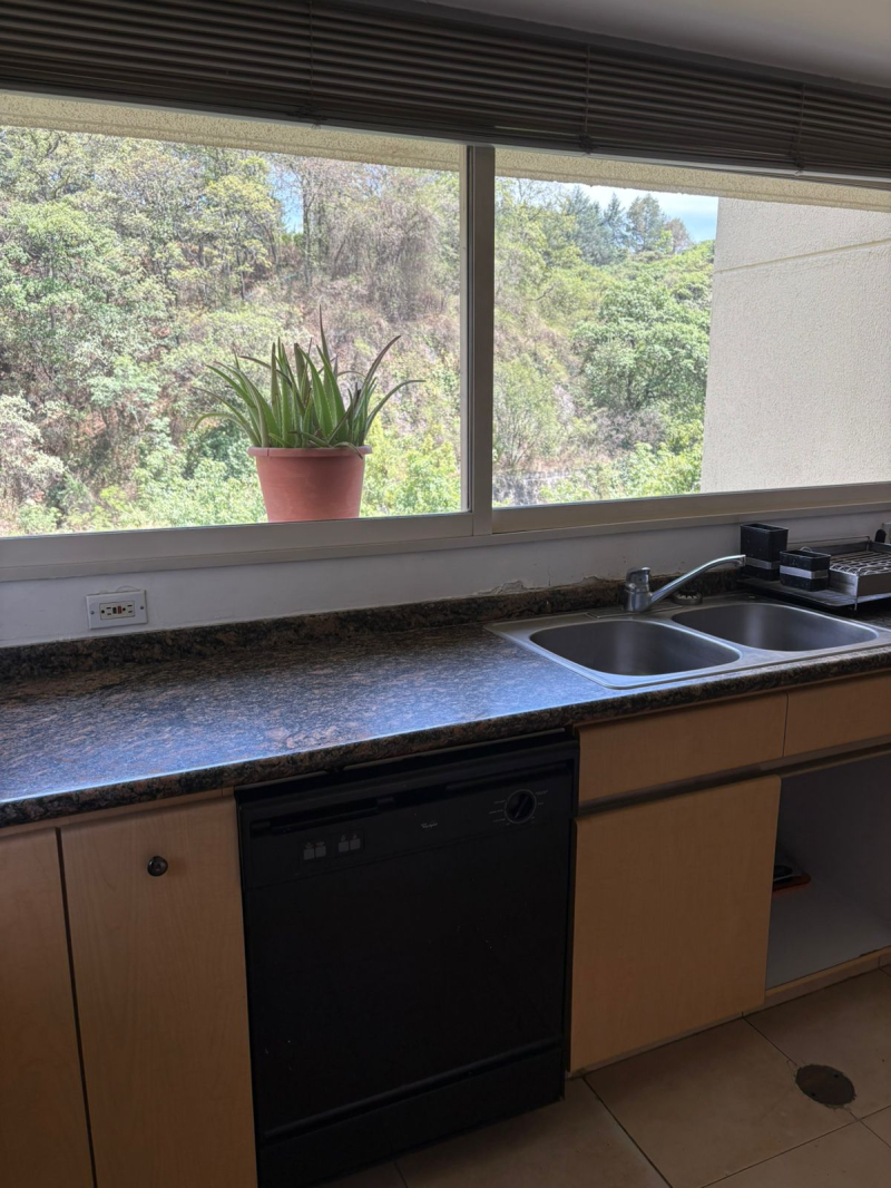 Departamento En Venta  En Lomas Country  Club