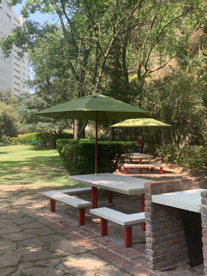 Departamento En Venta  En Lomas Country  Club