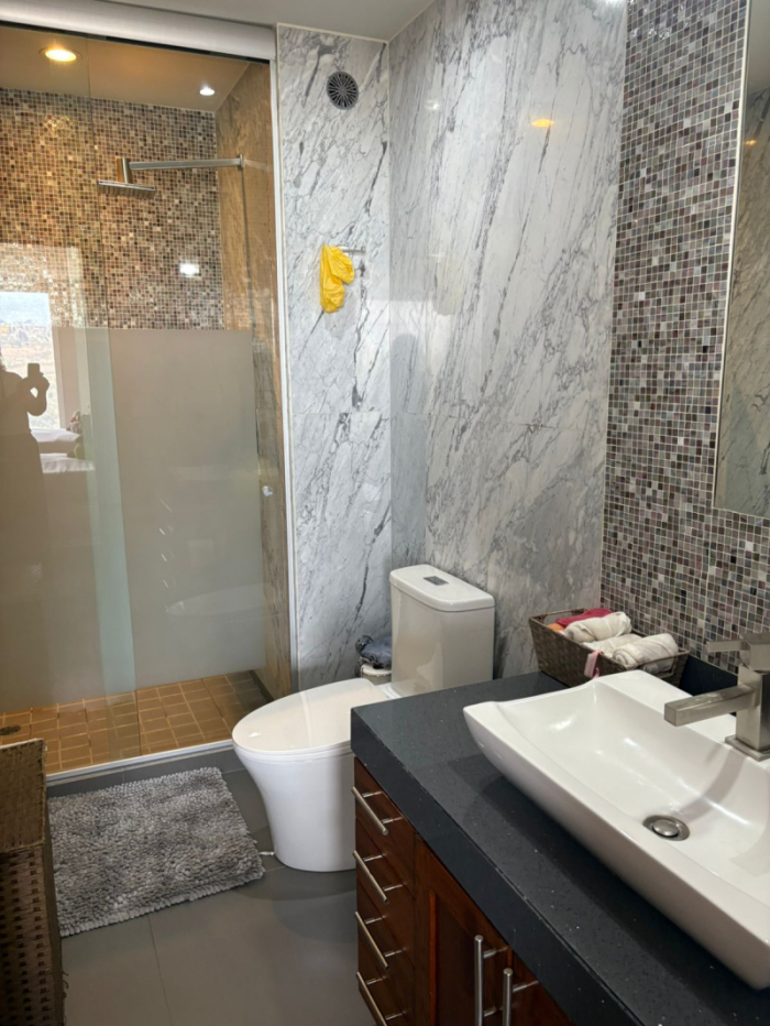 Departamento En Venta  En Lomas Country  Club