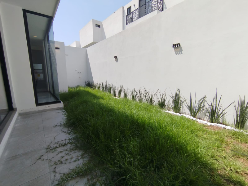 Casa En Venta En Lomas De Angelopolis