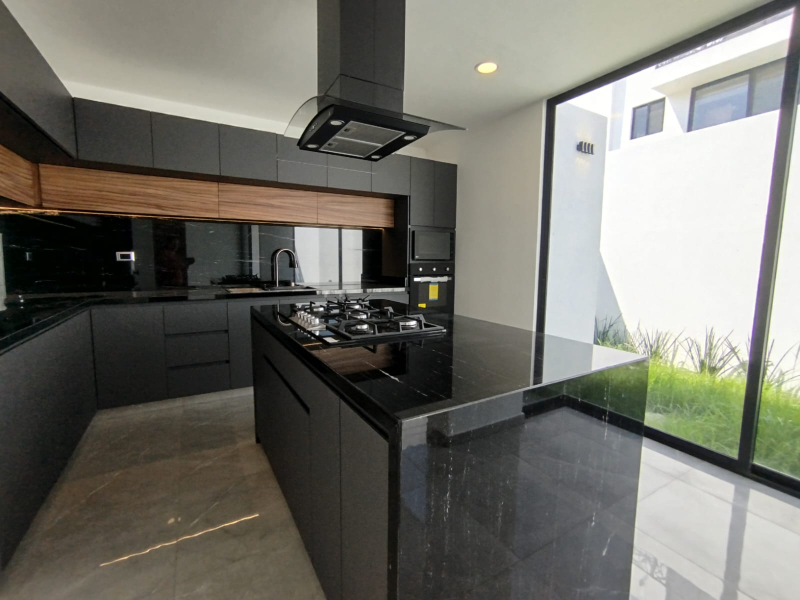 Casa En Venta En Lomas De Angelopolis
