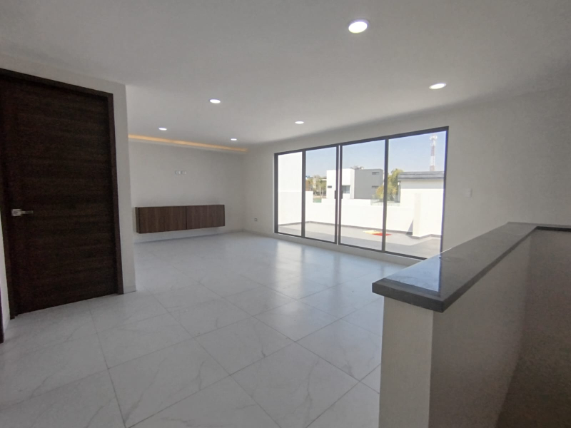 Casa En Venta En Lomas De Angelopolis