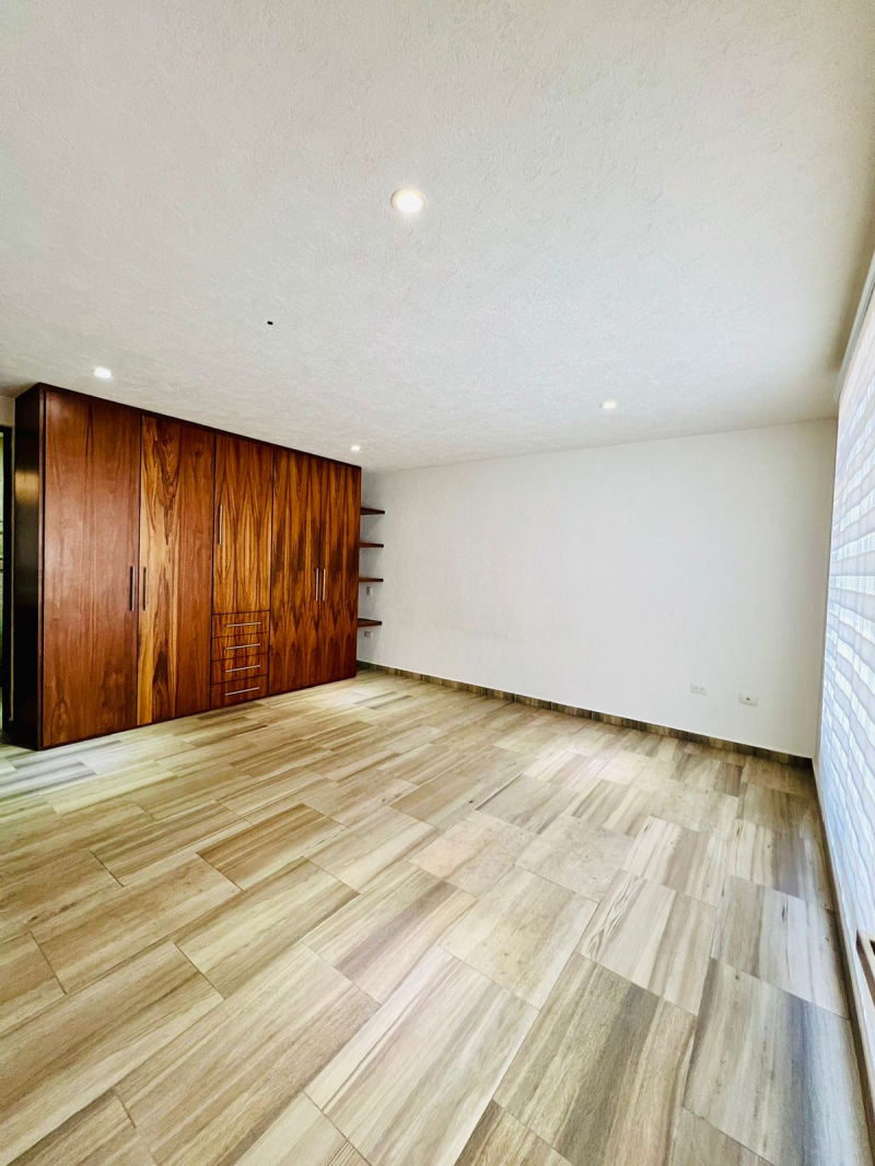 Casa En Venta En Lomas De Angelopolis