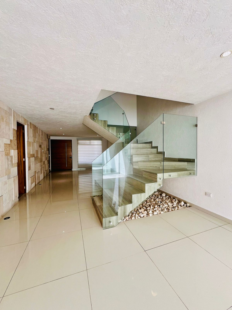 Casa En Venta En Lomas De Angelopolis