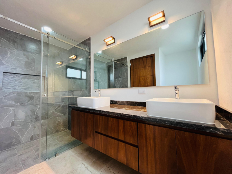 Casa En Venta En Lomas De Angelopolis