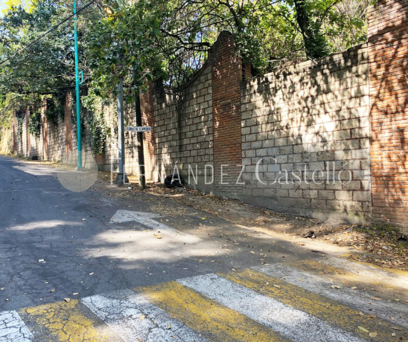 VENTA TERRENO LOMAS DE VISTA HERMOSA PARA DESARROLLAR