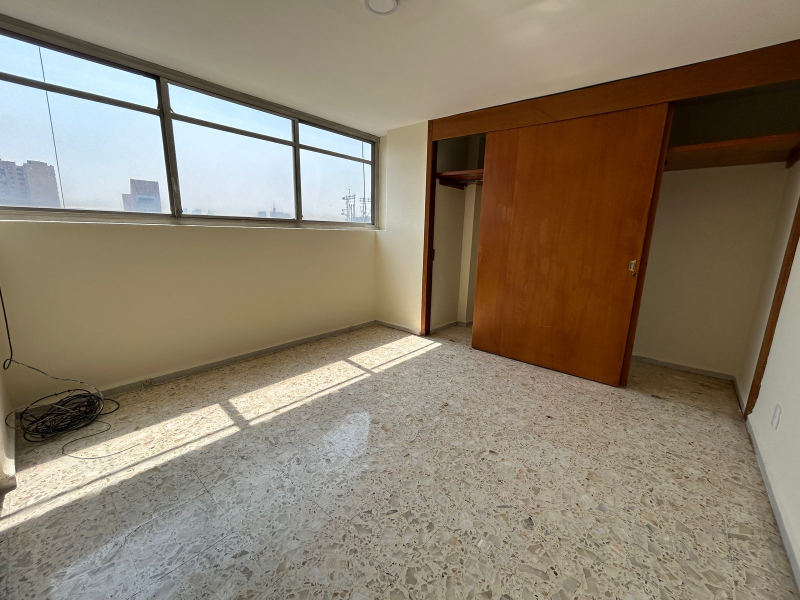 VENTA DEPARTAMENTO PARA REMODELAR CON VISTAS A LA CIUDAD - HOMERO - POLANCO