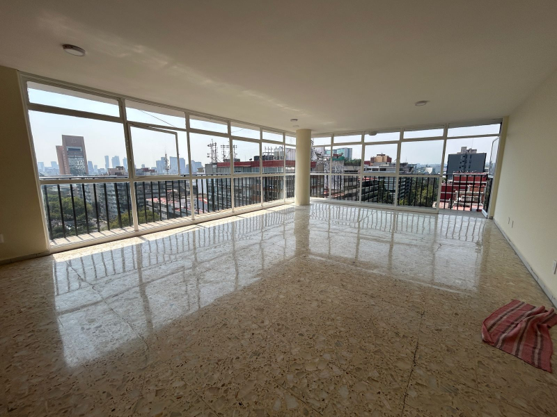 VENTA DEPARTAMENTO PARA REMODELAR CON VISTAS A LA CIUDAD - HOMERO - POLANCO
