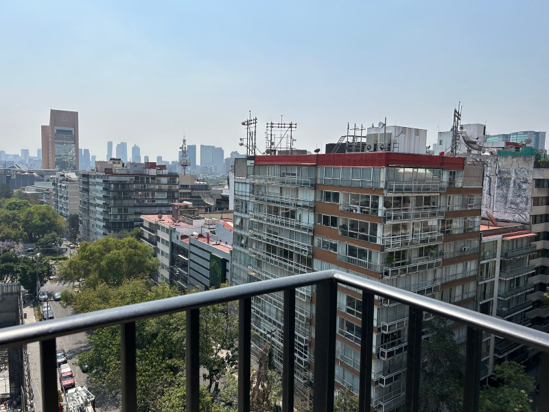 VENTA DEPARTAMENTO PARA REMODELAR CON VISTAS A LA CIUDAD - HOMERO - POLANCO