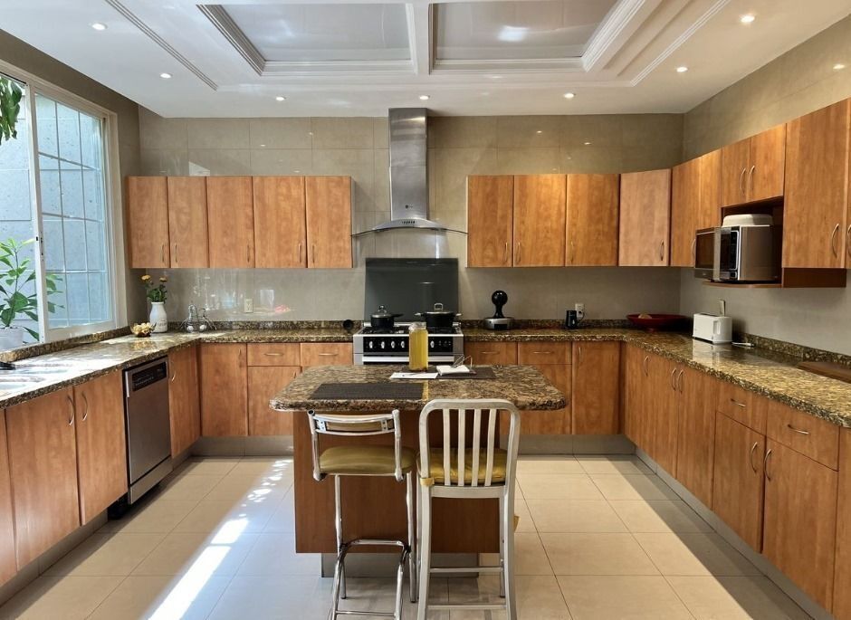 Preciosa Casa En Bosques De Las Lomas, Privada .  Renta