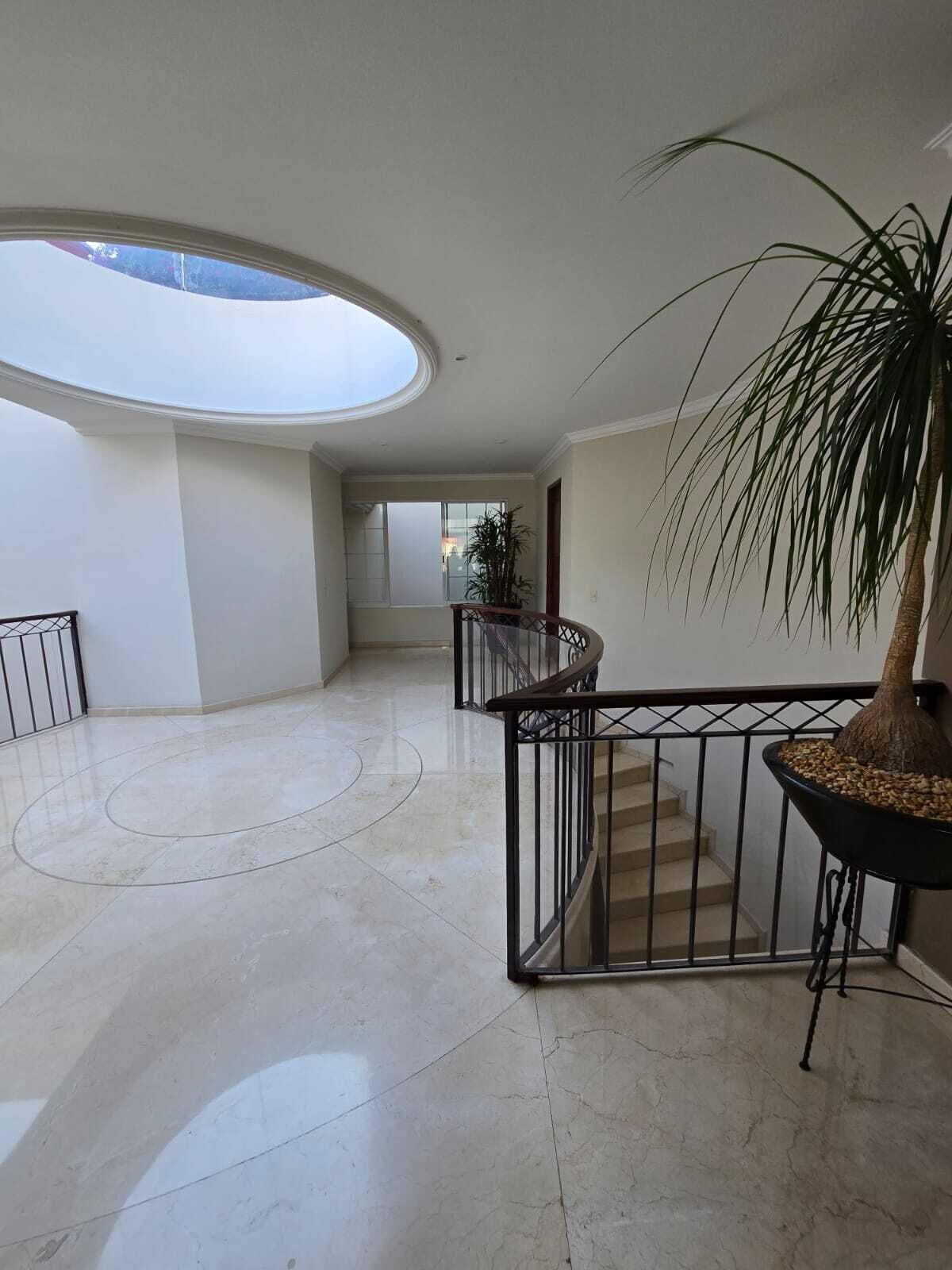 Preciosa Casa En Bosques De Las Lomas, Privada .  Renta