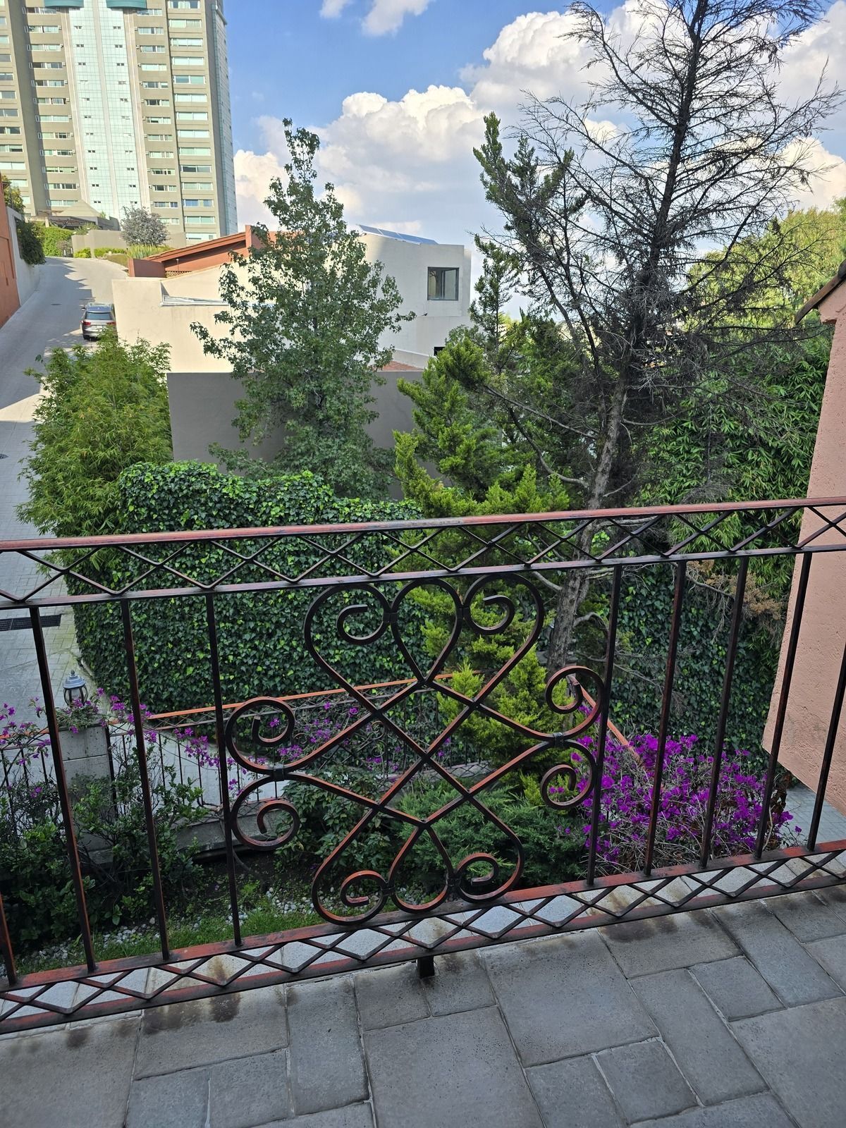 Preciosa Casa En Bosques De Las Lomas, Privada .  Renta
