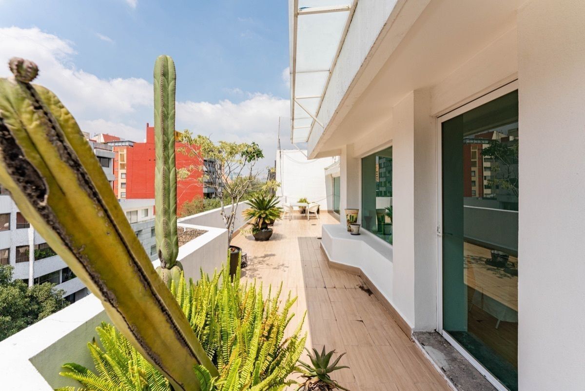 EN VENTA DEPARTAMENTO PH CON EXCELENTE TERRAZA  , A PASOS DEL PARQUE LINCOLN