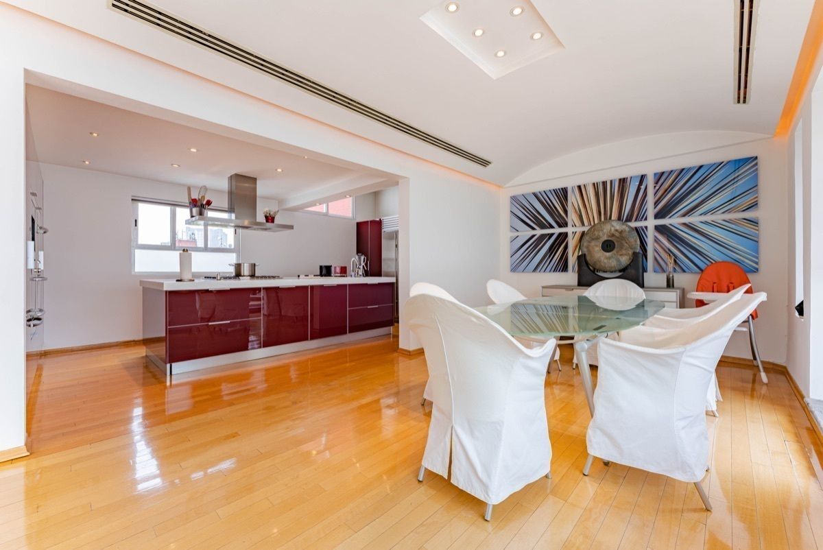 EN VENTA DEPARTAMENTO PH CON EXCELENTE TERRAZA  , A PASOS DEL PARQUE LINCOLN