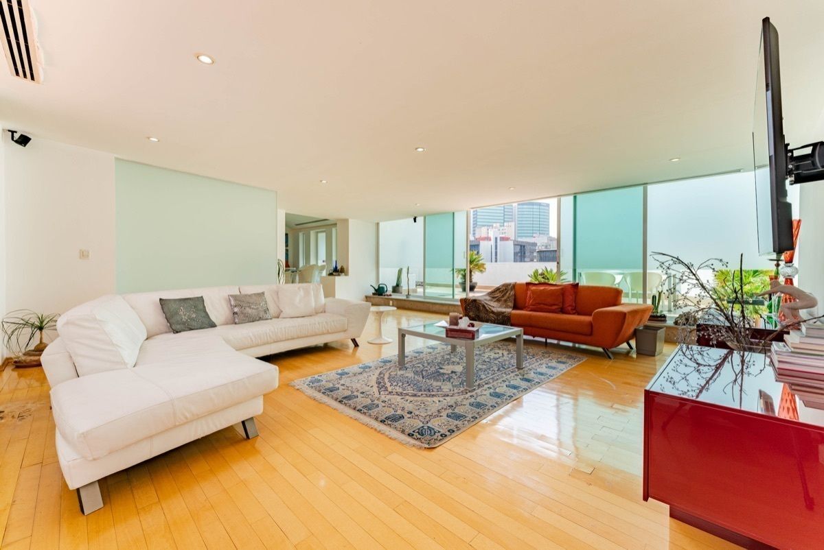 EN VENTA DEPARTAMENTO PH CON EXCELENTE TERRAZA  , A PASOS DEL PARQUE LINCOLN