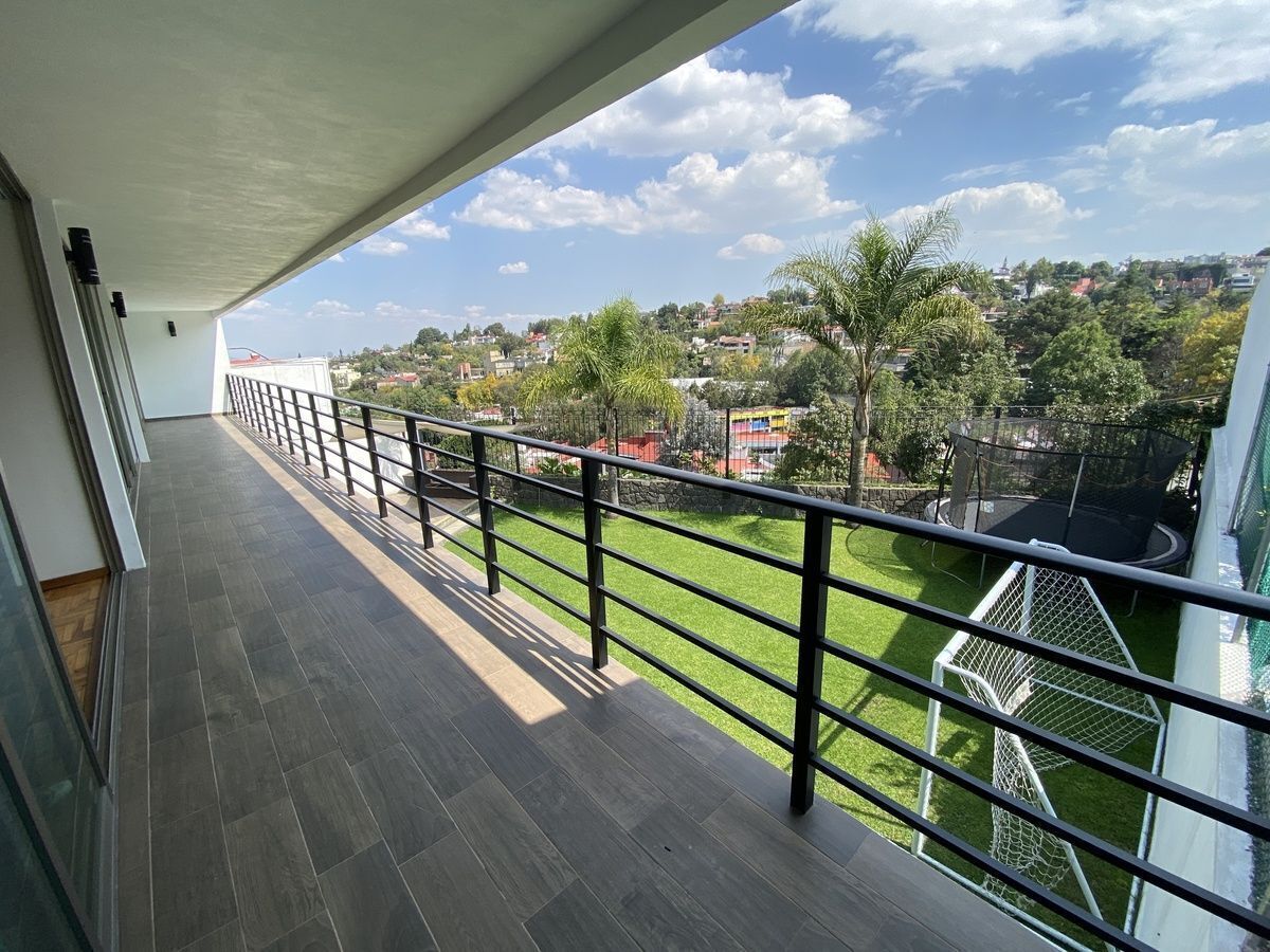Casa en calle cerrada en Venta cerca de Lomas AnÃ¡huac, $23,900,000