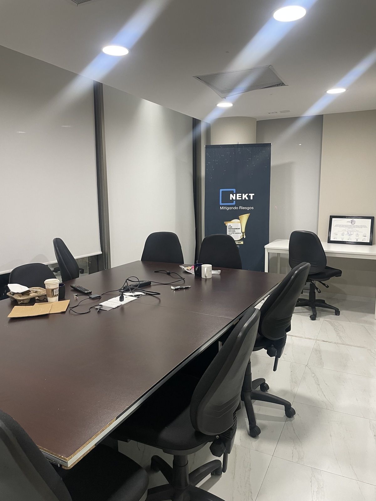 en renta oficinas calle montes urales-lomas chapultepec