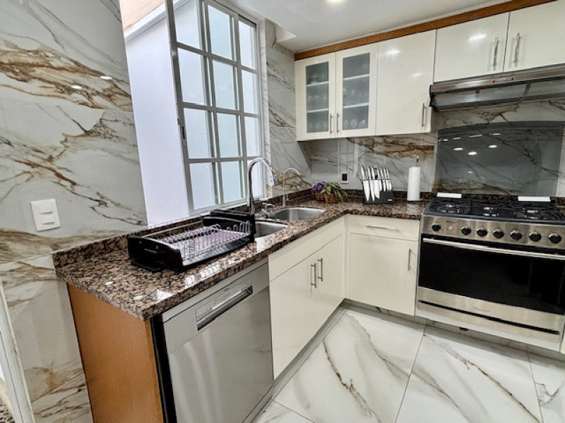 Casa En Venta En Bosques De La Herradura