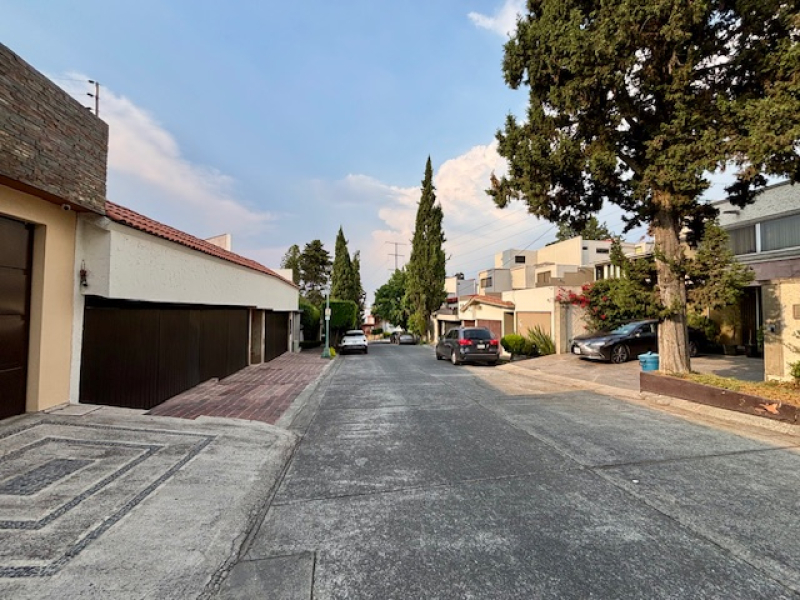 Casa En Venta En Bosques De La Herradura