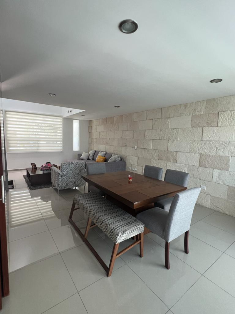 Casa Amueblada En Renta En Lomas De Angelopolis