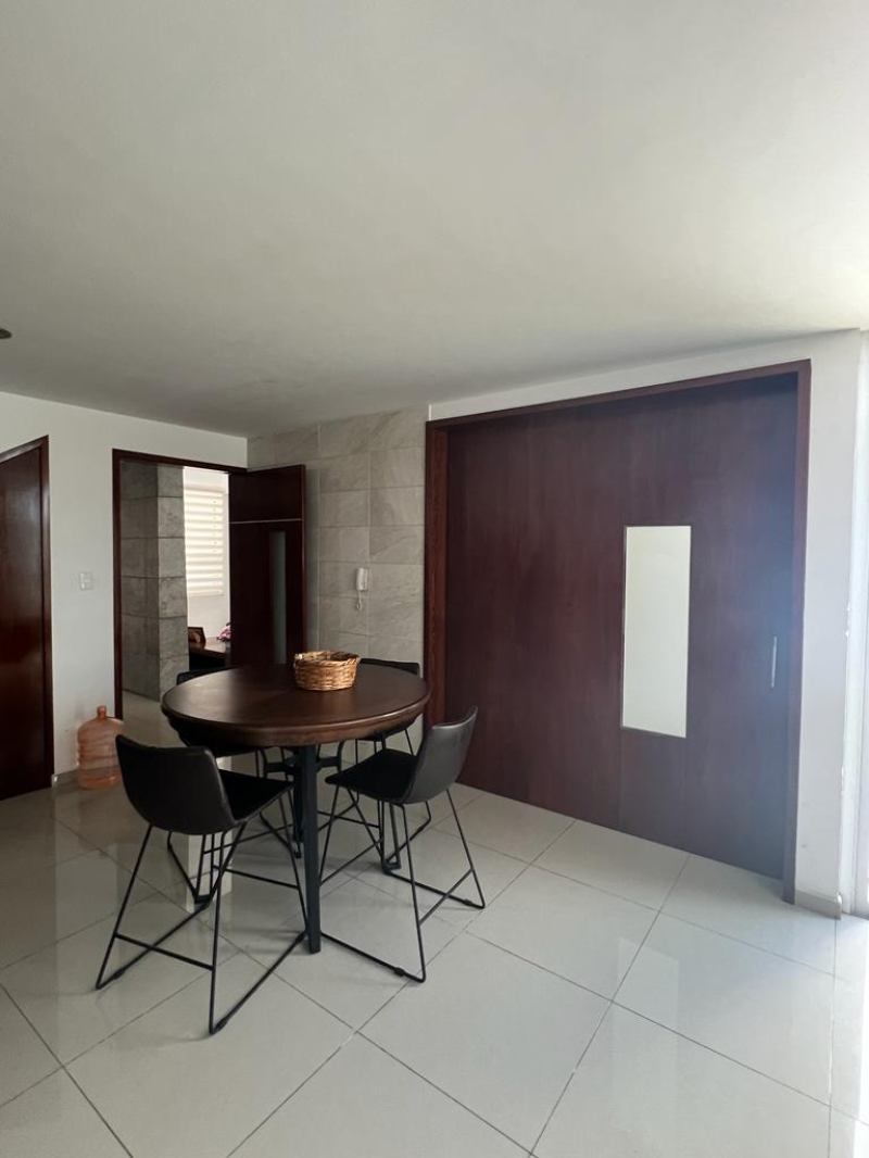 Casa Amueblada En Renta En Lomas De Angelopolis