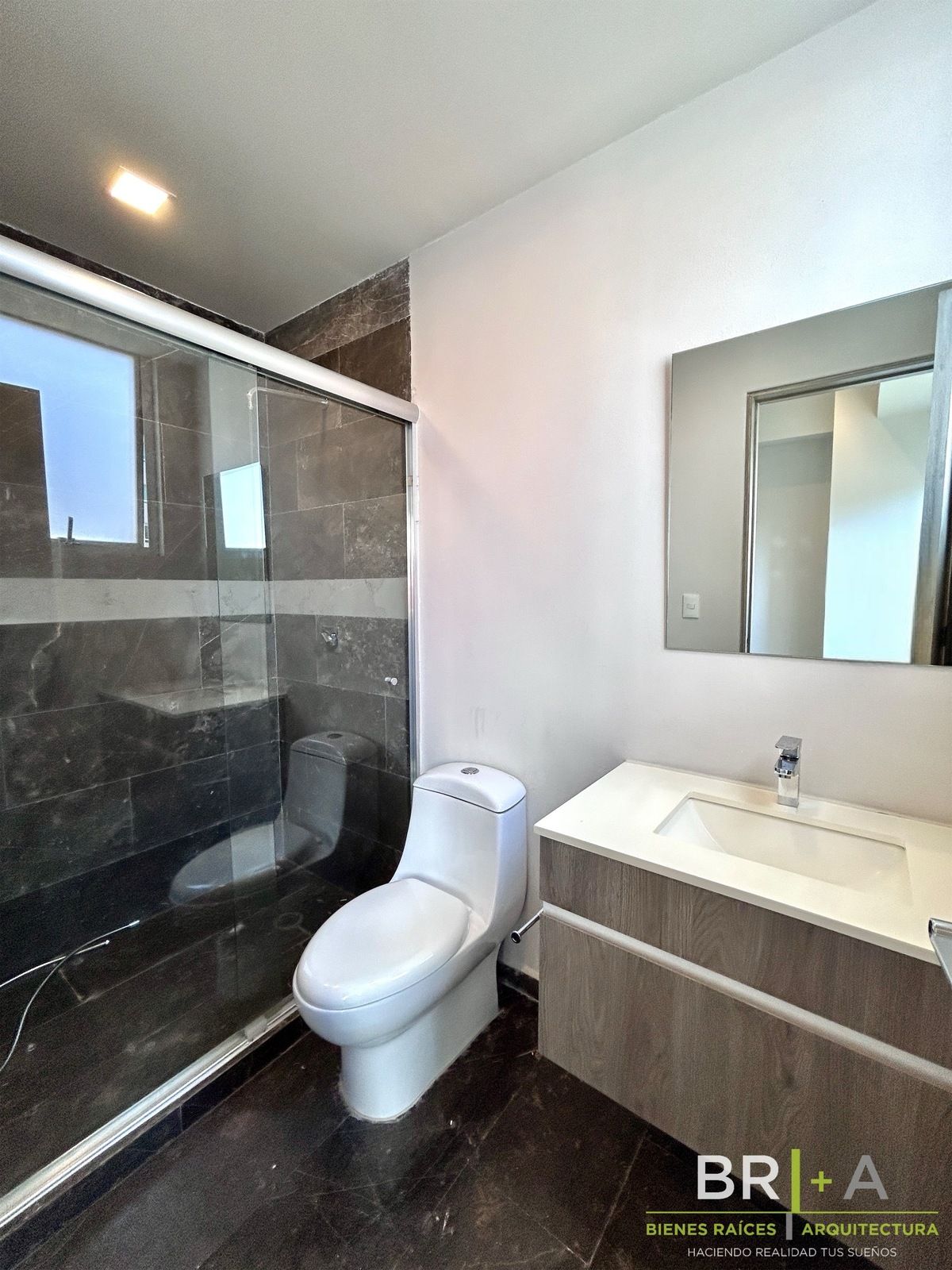 Departamento En Venta En Villa Florence Con Terraza.