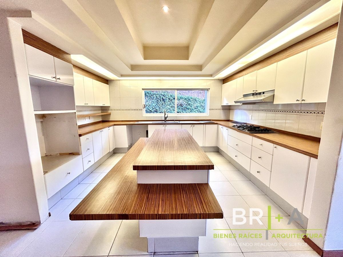 Departamento En Venta En Lomas Country Club