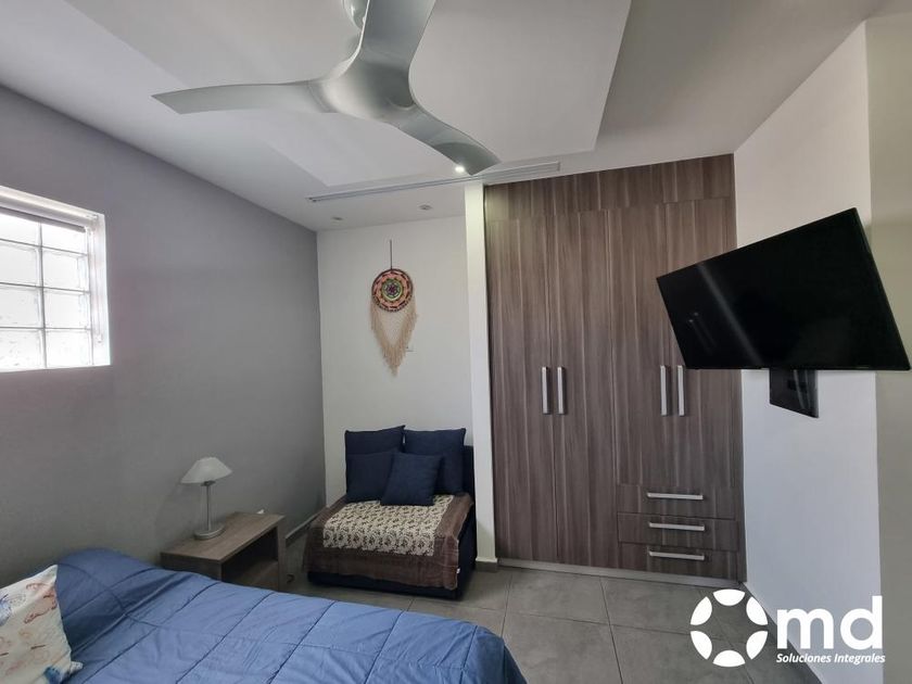 Venta Departamento Amueblado En  Playa Del Carmen 