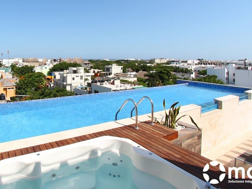 Venta Departamento Amueblado En  Playa Del Carmen 