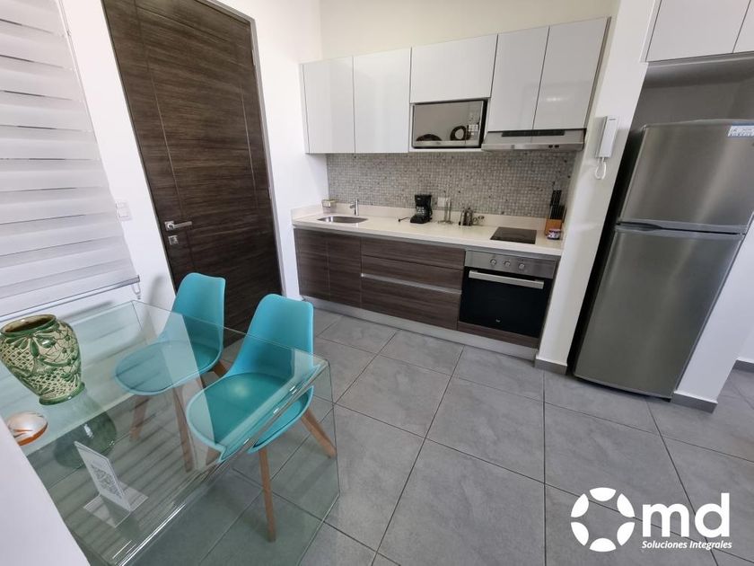 Venta Departamento Amueblado En  Playa Del Carmen 