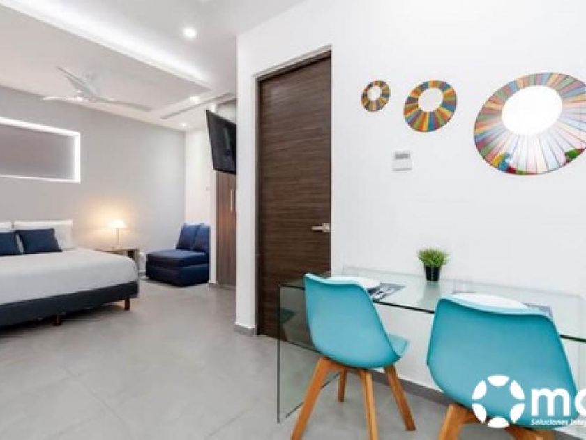 Venta Departamento Amueblado En  Playa Del Carmen 