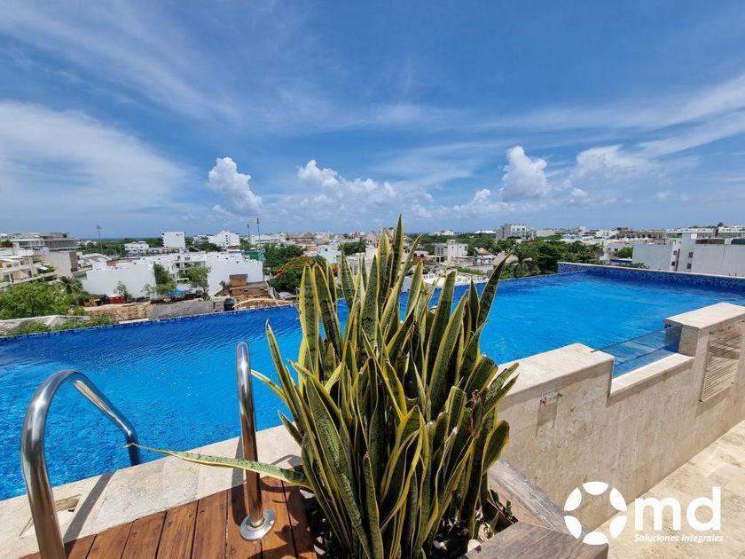 Venta Departamento Amueblado En  Playa Del Carmen 