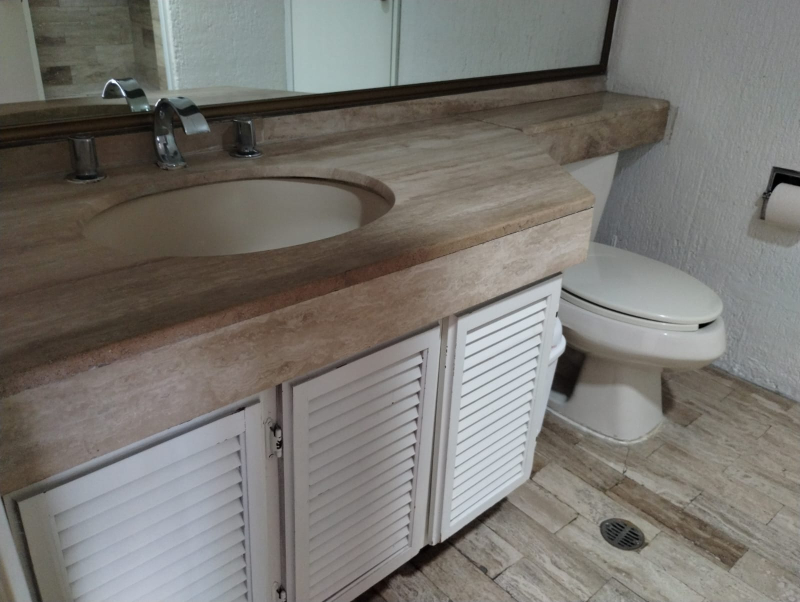 Departamento Luminoso En Venta En Guadalajara Col. Americana