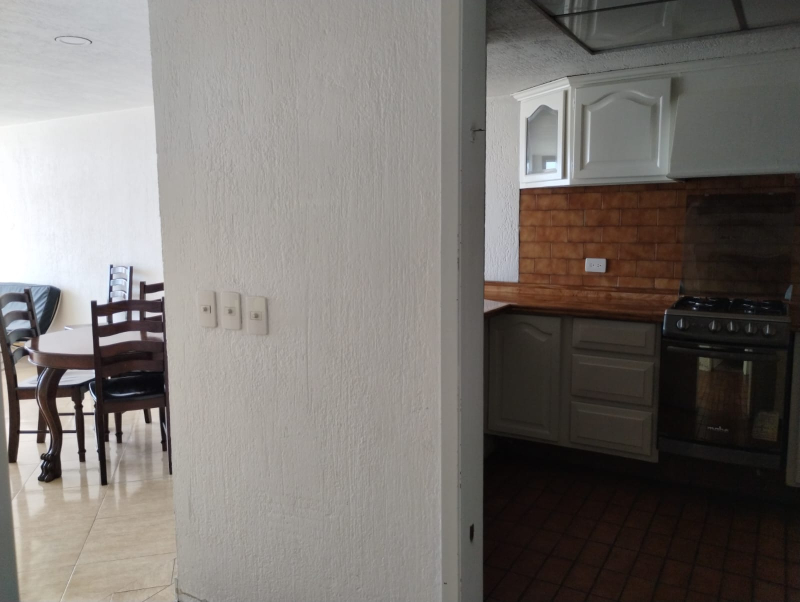 Departamento Luminoso En Venta En Guadalajara Col. Americana