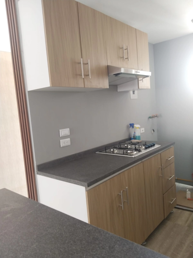 Renta Departamento Con Roof Común  Muy Cerca Del Metro Tlatelolco Y Metro Bus Guerrero 