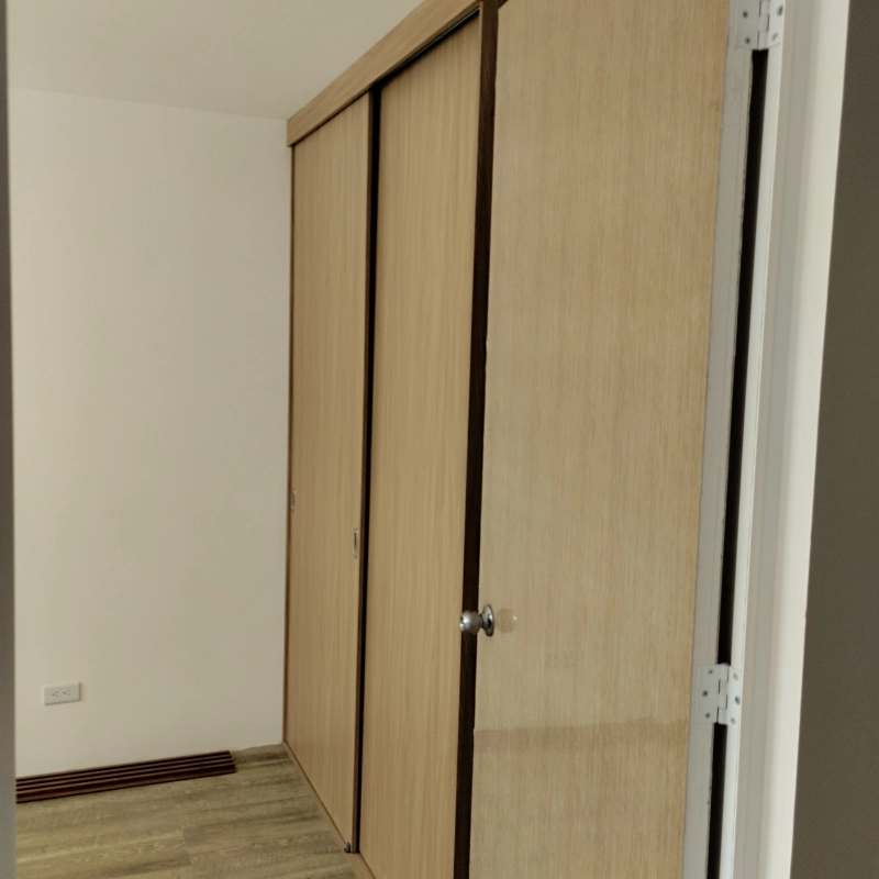 Renta Departamento Con Roof Común  Muy Cerca Del Metro Tlatelolco Y Metro Bus Guerrero 