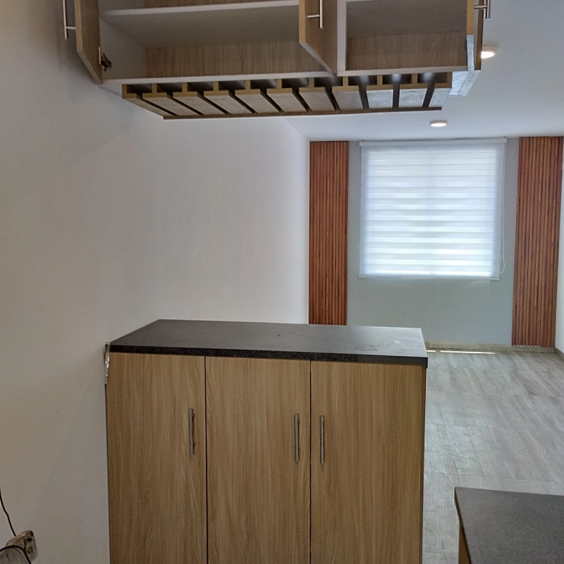 Renta Departamento Con Roof Común  Muy Cerca Del Metro Tlatelolco Y Metro Bus Guerrero 