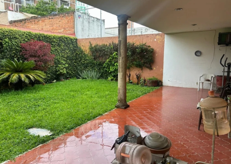 CASA EN VENTA EN PROVIDENCIA PARA EDIFICIO