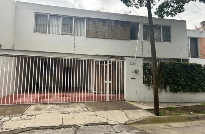 CASA EN VENTA EN PROVIDENCIA PARA EDIFICIO