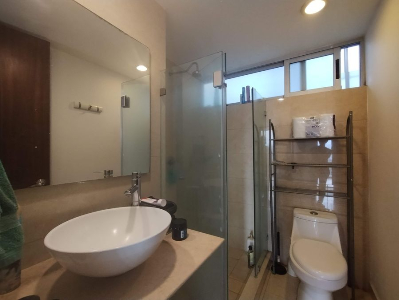 Venta Departamento En Grand Tower Del Valle, Piso 21 Vista Al Sur, 3 Recamaras