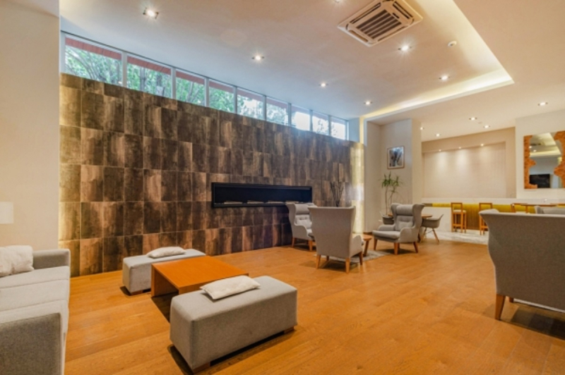 Venta Departamento En Grand Tower Del Valle, Piso 21 Vista Al Sur, 3 Recamaras