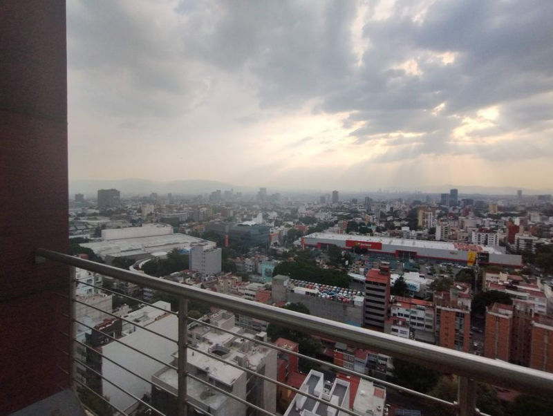 Venta Departamento En Grand Tower Del Valle, Piso 21 Vista Al Sur, 3 Recamaras