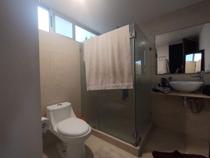 Venta Departamento En Grand Tower Del Valle, Piso 21 Vista Al Sur, 3 Recamaras