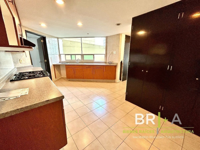 DEPARTAMENTO CON TERRAZA En Venta Toledo EN INTERLOMAS