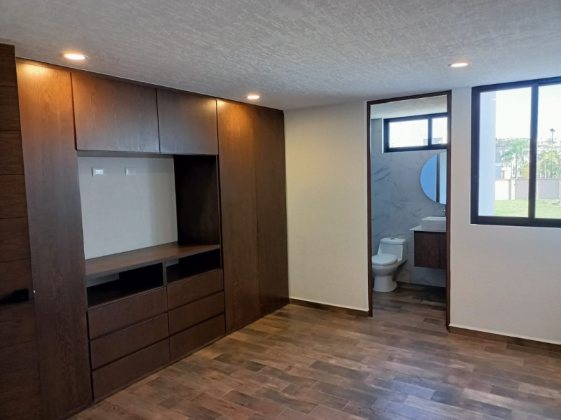 Casa En Venta En Lomas De Angelopolis