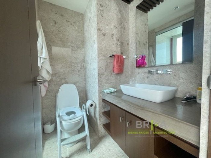 Departamento En Venta En LA ENRAMADA  Lomas Country, Interlomas