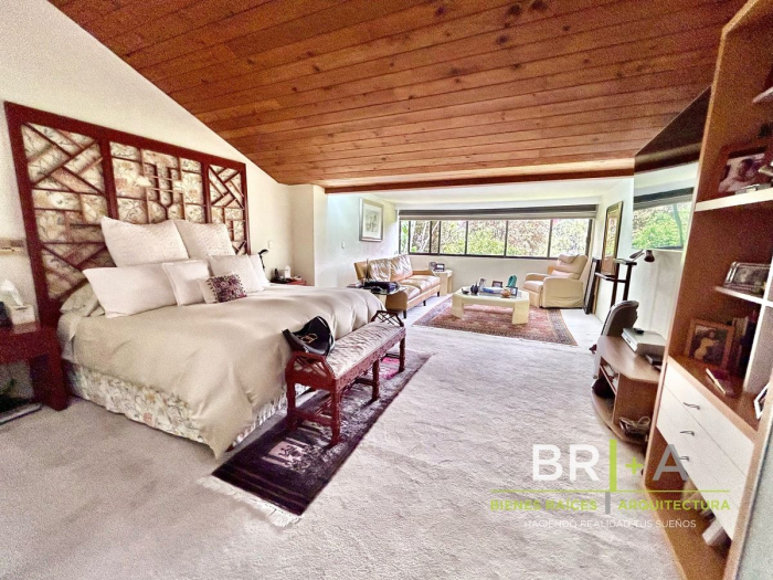 Casa Con Gran Jardín En Venta Bosques De Las Lomas