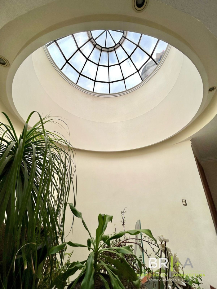 Casa En Venta Con Gran Jardín Cerca De Blvd De La Luz Tecamachalco
